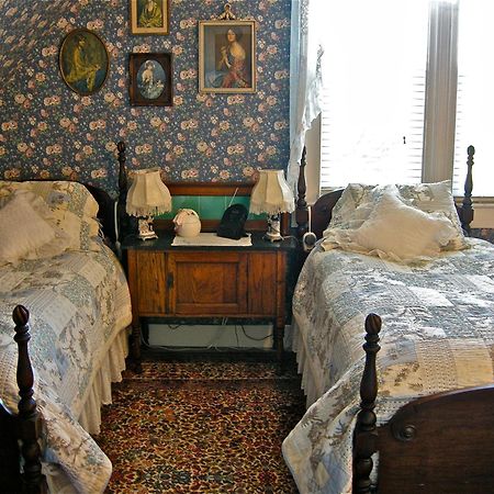 The Old Tower House Bed & Breakfast Норт-Бенд Экстерьер фото